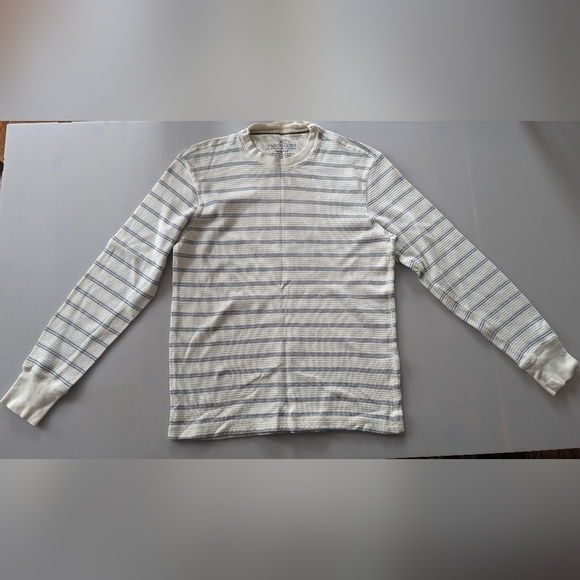 Set of 2 Faded Glory Men's Crew Neck Long Sleeve Thermal Henley Shirts Sz Small - Picture 2 of 11